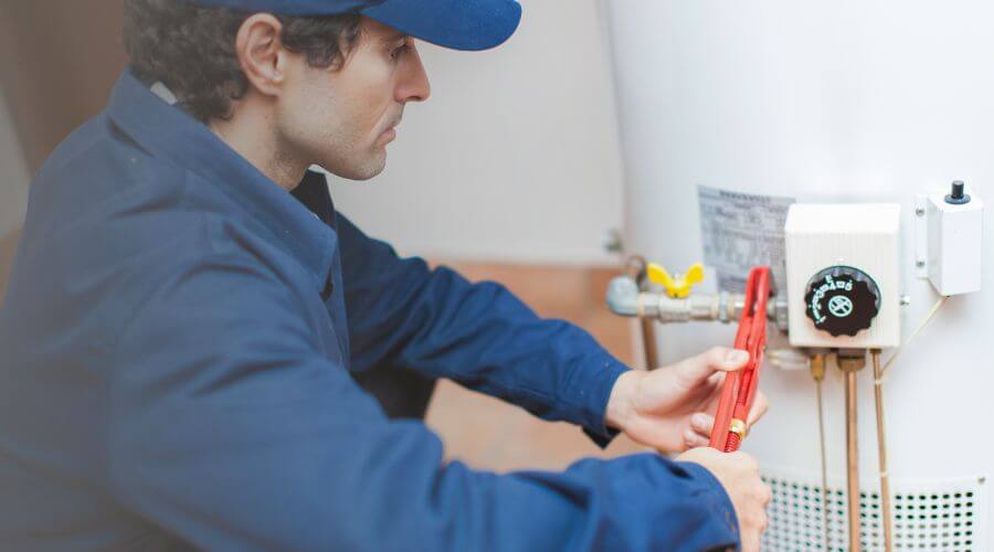 Local water heater installation in Baker, FL